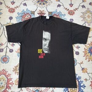 Vintage 1998 Elvis Presley Elvis Is In The Building Rock Music T-Shirt Size XL